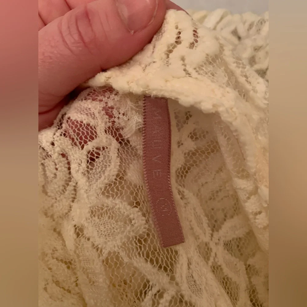 WHITE lace half sleeve cardigan Medium - Picture 4 of 5